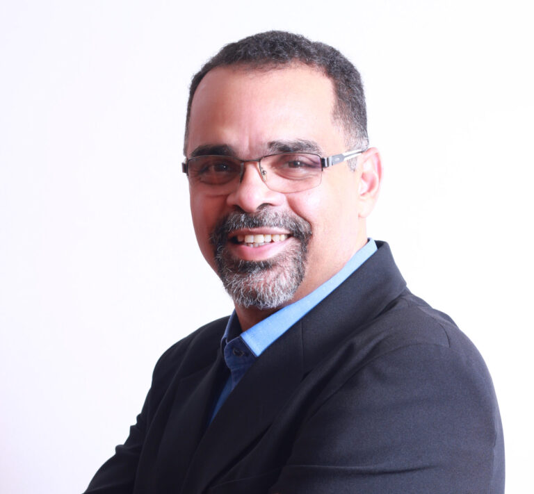 JÚLIO FURTADO 7 - FOTO DE Lindsay Romariz